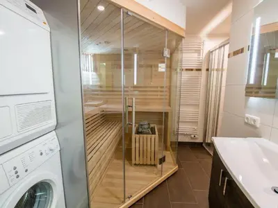 Ein Badezimmer in der Unterkunft Chalet in Austria near Ski Lift & Sauna