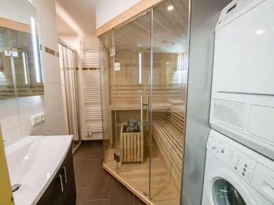 Ein Badezimmer in der Unterkunft Chalet in Austria near Ski Lift & Sauna