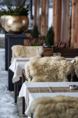 Ein Sitzbereich in der Unterkunft Vitalhotel Sonnenhof