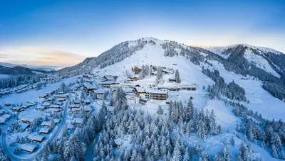 Ursprung Panorama Hotel Königsleiten im Winter