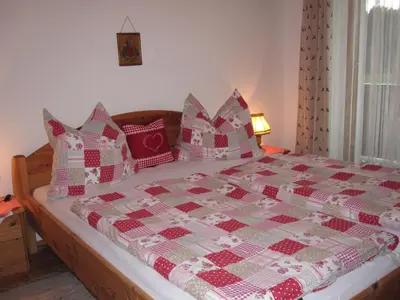 Ein Bett oder Betten in einem Zimmer der Unterkunft Ferienwohnungen - Haus Zierl