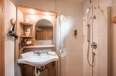 Ein Badezimmer in der Unterkunft Bed & Breakfast Landhaus Strasser