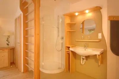 Ein Badezimmer in der Unterkunft Bed & Breakfast Landhaus Strasser