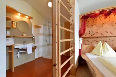 Ein Badezimmer in der Unterkunft Bed & Breakfast Landhaus Strasser