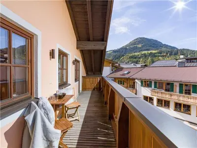 Ein allgemeiner Bergblick oder ein Berglick von der Ferienwohnung aus