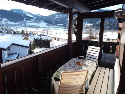 Ein allgemeiner Bergblick oder ein Berglick von der Ferienwohnung aus
