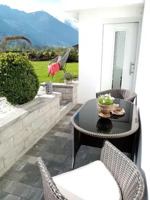 Ein allgemeiner Bergblick oder ein Berglick von der Ferienwohnung aus