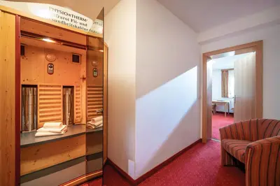 Ein Sitzbereich in der Unterkunft Hotel Maria Theresia