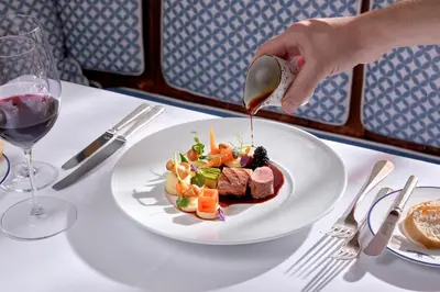 Essen im Hotel oder in der Nähe