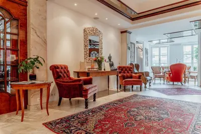 Ein Sitzbereich in der Unterkunft Hotel Bruggwirt