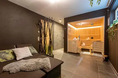 Ein Sitzbereich in der Unterkunft Tauernlodges Uttendorf by ALPS RESORTS