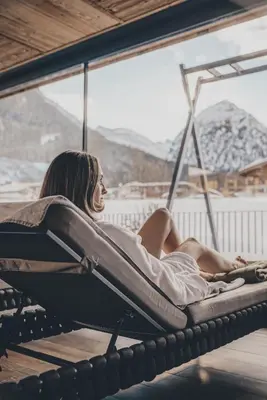 Ein allgemeiner Bergblick oder ein Berglick von des Hotels aus