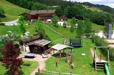 Ein Kinderspielbereich in der Unterkunft Landhaus St. Georg