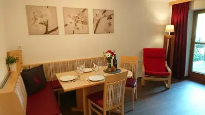 Ein Sitzbereich in der Unterkunft Ledererhof