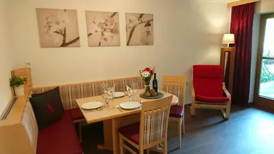 Ein Sitzbereich in der Unterkunft Ledererhof