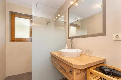 Ein Badezimmer in der Unterkunft Ledererhof