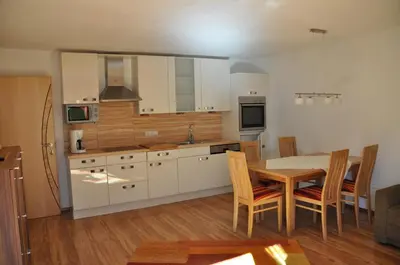Küche/Küchenzeile in der Unterkunft Gästehaus Regina