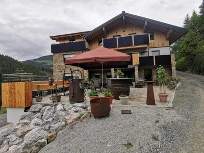 Ein allgemeiner Bergblick oder ein Berglick von der Ferienwohnung aus