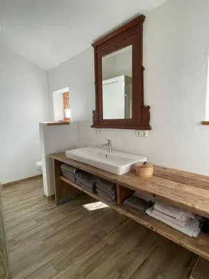 Ein Badezimmer in der Unterkunft Zuhaus Schernfeichten