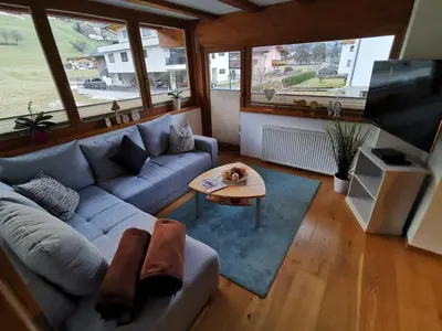 Ein Sitzbereich in der Unterkunft Ferienwohnung Magdalena