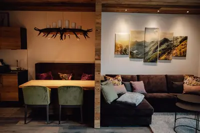 Ein Sitzbereich in der Unterkunft Zillertal Juwel