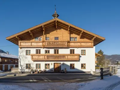 Das Gebäude in dem sich die Ferienwohnung befindet