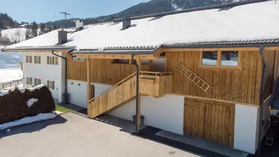 Ein allgemeiner Bergblick oder ein Berglick von der Ferienwohnung aus