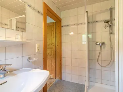 Ein Badezimmer in der Unterkunft Chalet Blaserhof