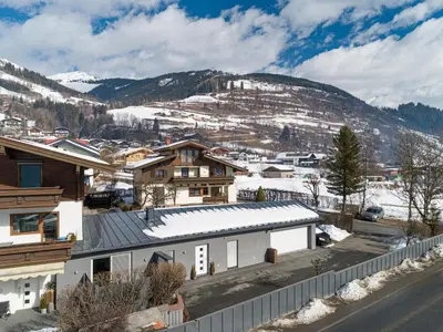 Ein allgemeiner Bergblick oder ein Berglick von der Ferienwohnung aus