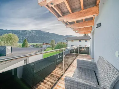 Ein allgemeiner Bergblick oder ein Berglick von der Ferienwohnung aus