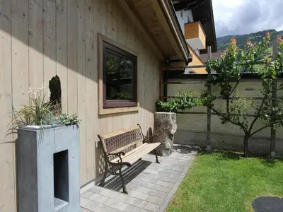 Ein Garten an der Unterkunft Arenablick
