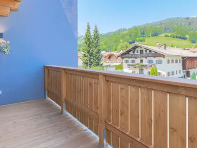 Ein allgemeiner Bergblick oder ein Berglick von der Ferienwohnung aus