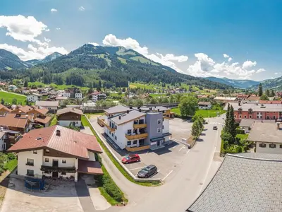 Ein allgemeiner Bergblick oder ein Berglick von der Ferienwohnung aus