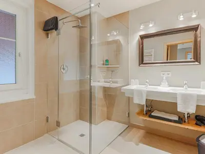 Ein Badezimmer in der Unterkunft Villa Schönfeld
