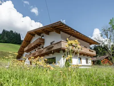 Das Gebäude in dem sich das Chalet befindet