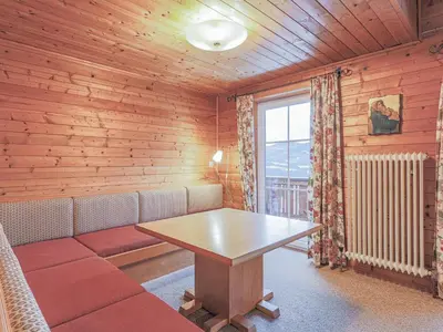 Ein Sitzbereich in der Unterkunft Glonersbühelhof Top 1