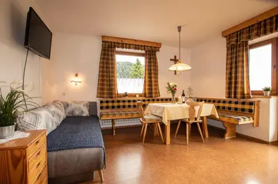 Ein Sitzbereich in der Unterkunft Christof,s Ferienwohnung WILD230