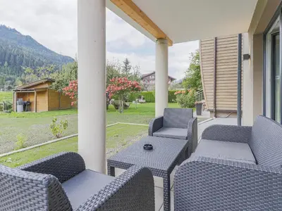 Ein allgemeiner Bergblick oder ein Berglick von der Ferienwohnung aus