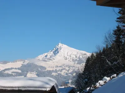 Ein allgemeiner Bergblick oder ein Berglick von der Ferienwohnung aus