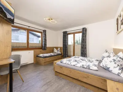 Ein Bett oder Betten in einem Zimmer der Unterkunft Moiklerhof holiday home in Ramsau im Zillertal