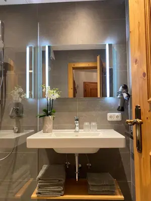 Ein Badezimmer in der Unterkunft Appartement Haselsperger