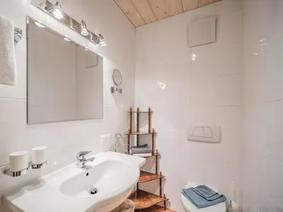 Ein Badezimmer in der Unterkunft Weberhof Top 3-4-5