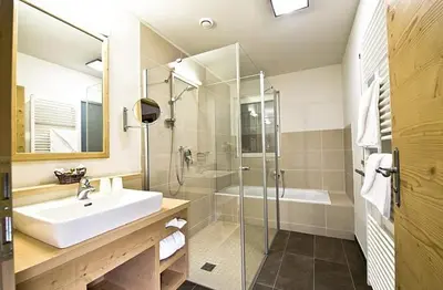 Ein Badezimmer in der Unterkunft Hotel Feldwebel