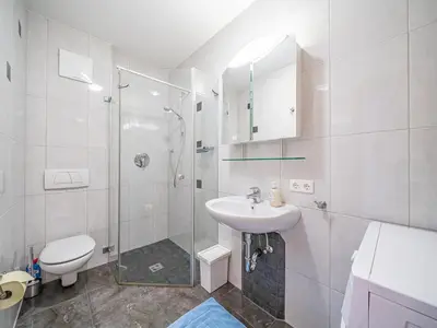 Ein Badezimmer in der Unterkunft Haus Sarah