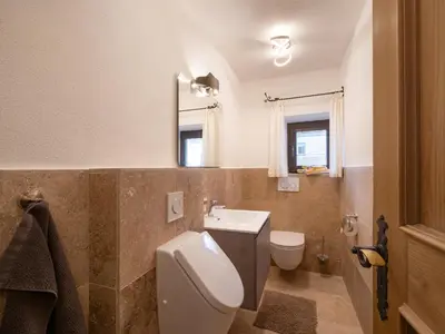 Ein Badezimmer in der Unterkunft Exclusive Villa Tirol
