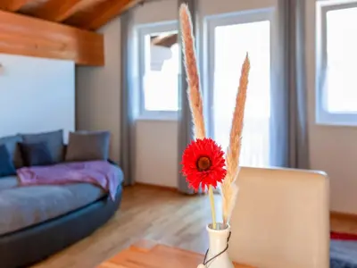 Ein Sitzbereich in der Unterkunft Apartment near Gondola in Tyrol