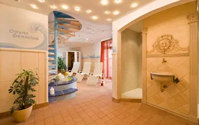 Ein Sitzbereich in der Unterkunft Hotel Reitlwirt