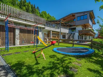 Ein Kinderspielbereich in der Unterkunft Haus Steger