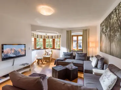 Ein Sitzbereich in der Unterkunft Villa Grete, St. Johann in Tirol