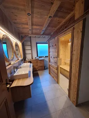 Ein Badezimmer in der Unterkunft Glückchalet